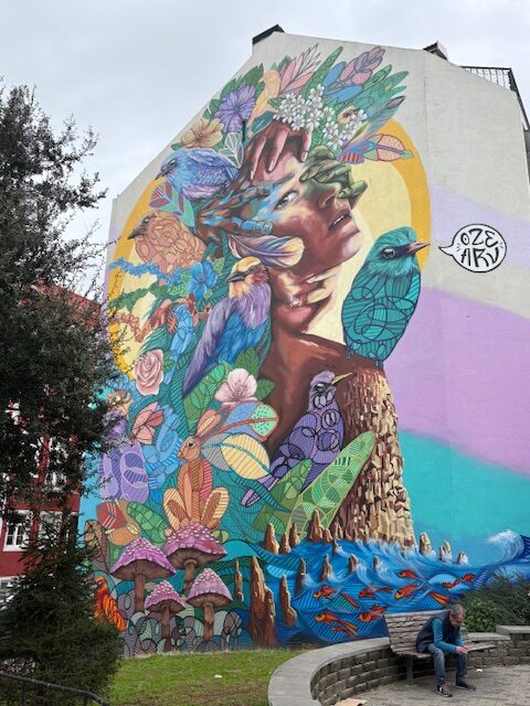 graca street art lisbona